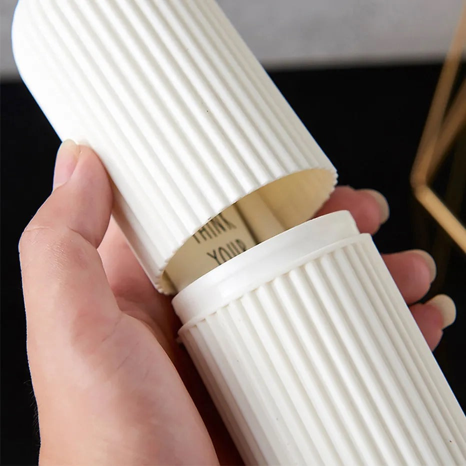 Portable Toothbrush Holder Case Toothpaste Storage Cup Household Travel (random color) - 1 Piece