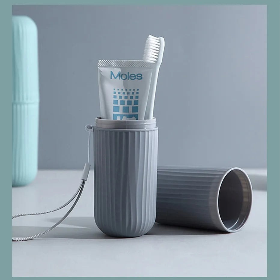 Portable Toothbrush Holder Case Toothpaste Storage Cup Household Travel (random color) - 1 Piece