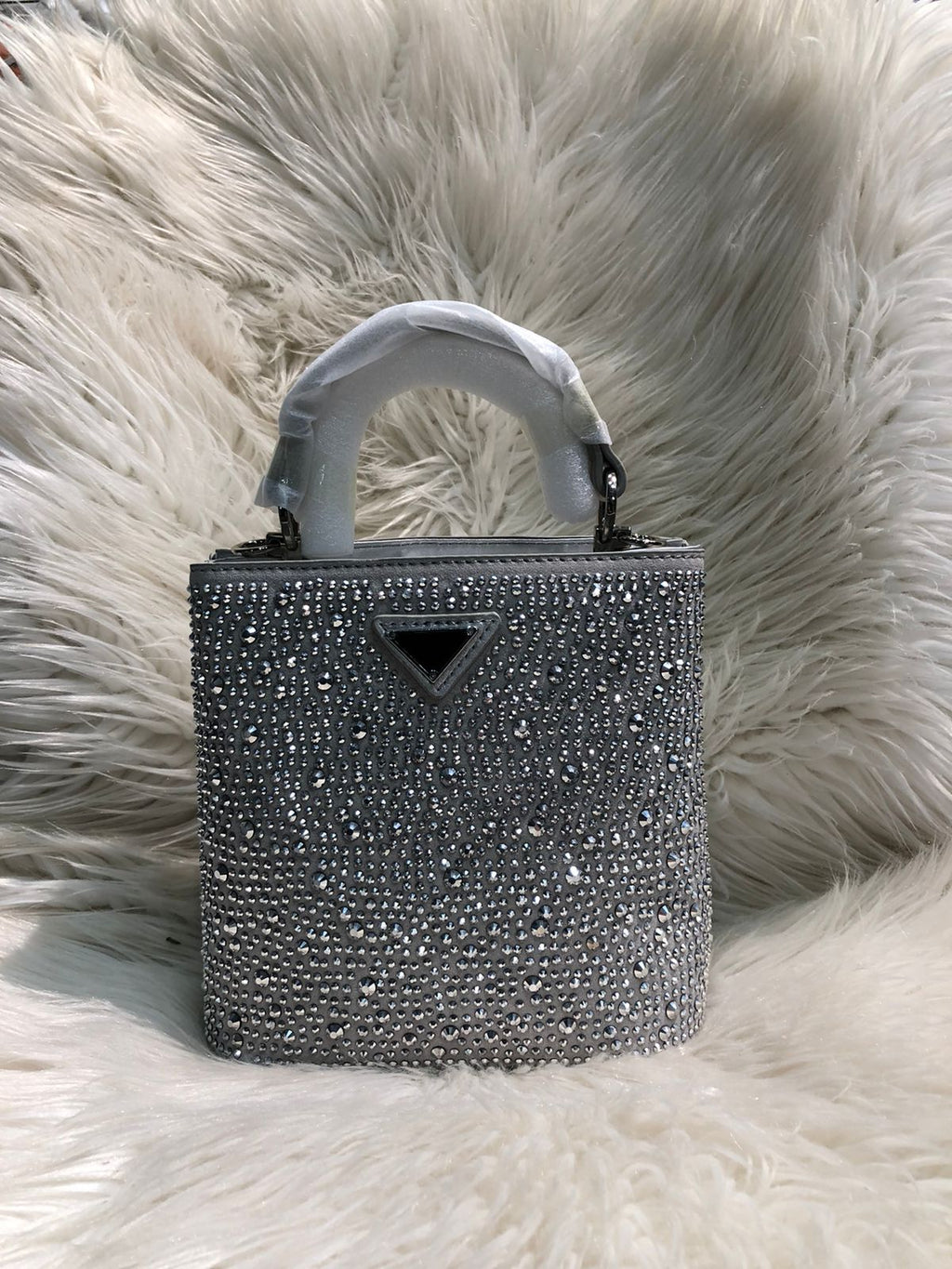 Luxury Rhinestone Mini Handbag for Women (8 × 7 Inches) – Stylish Sparkling Party Purse | Elegant Top Handle Bag for Weddings & Events (without box) (Black)