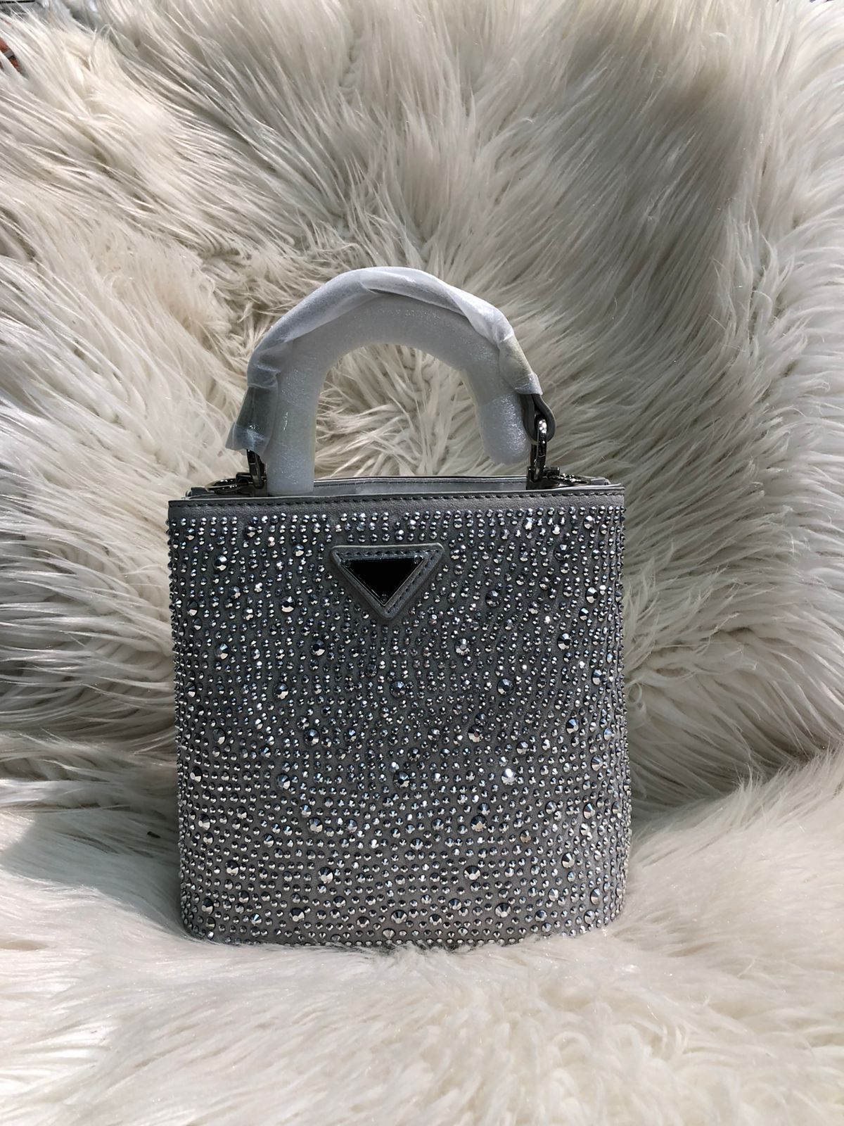 Luxury Rhinestone Mini Handbag for Women (8 × 7 Inches) – Stylish Sparkling Party Purse | Elegant Top Handle Bag for Weddings & Events (without box) (Black)