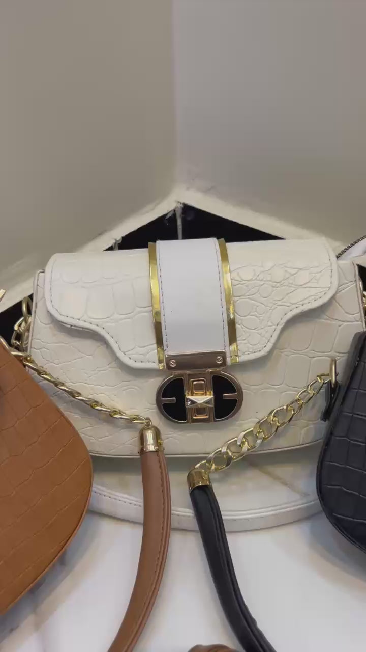 Structured Croc-Embossed Faux Leather Shoulder Bag with Gold-Tone Chain Accent and Geometric Clasp ( black )